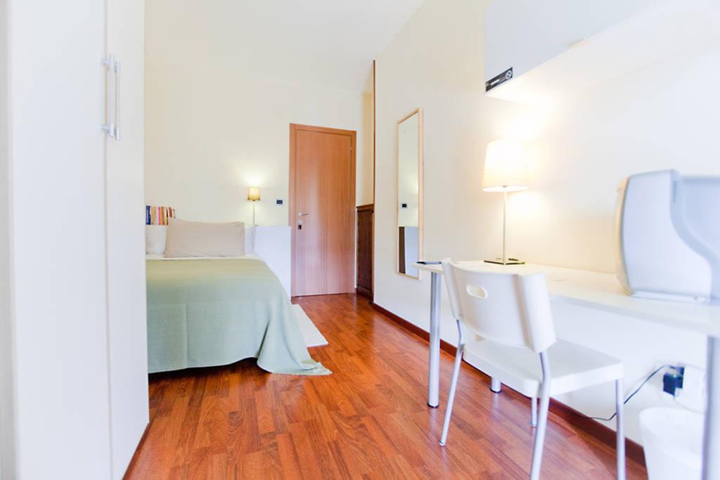 Rooms Rent Vesuvio B&B Nápoles Exterior foto